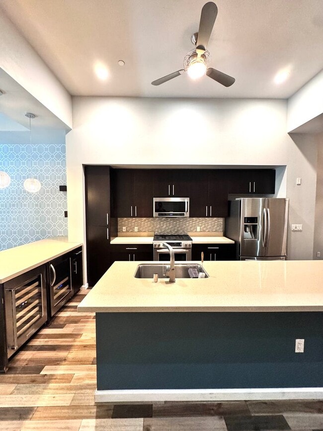 Photo - Luxury Townhome Living in the Heart of Downtown Long Beach | 2 Bed + 2.5 Bath | 1,875 SF