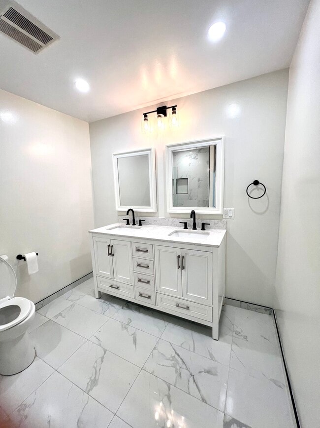 Photo - 1656 S Crescent Heights Blvd