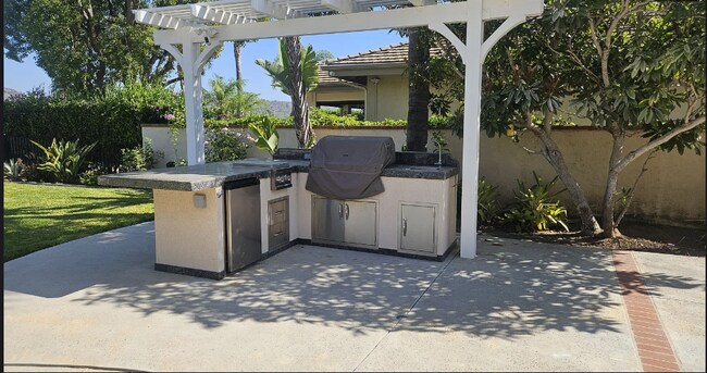 Photo - 2123 Bennington Ct