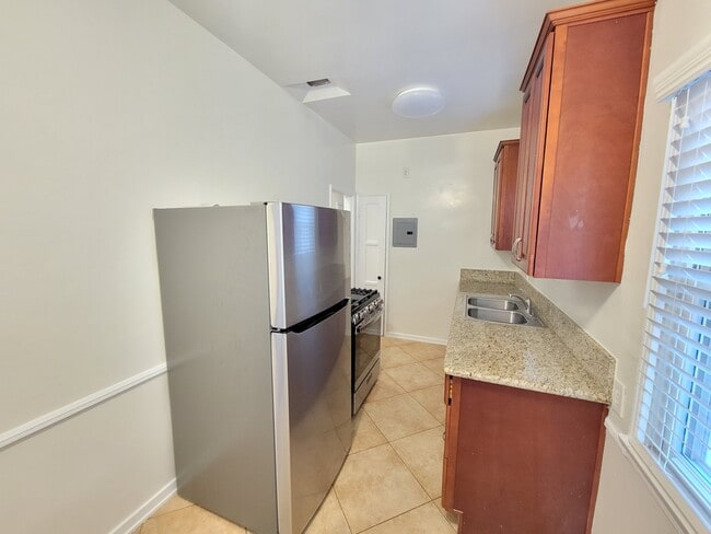 Photo - 2817 W 42nd St Unit 2817