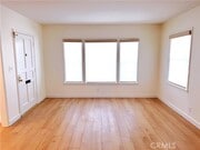 Photo - 457 E Italia St