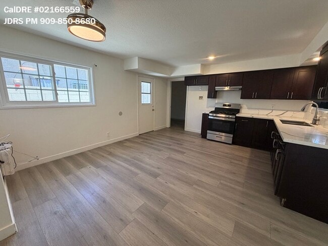 Photo - La Puente 7 Bedroom Home