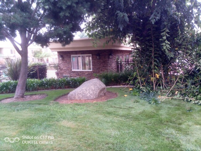 Photo - 792 Avocado Ave Unit 2