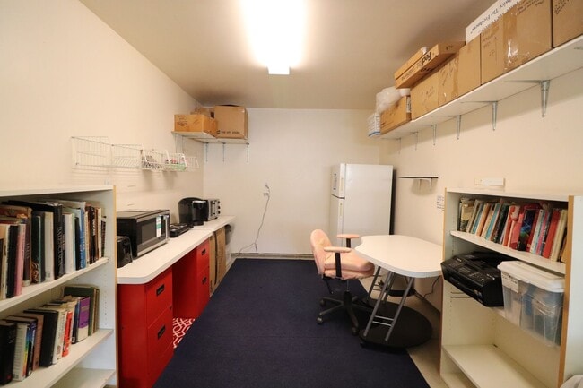 Photo - Great Shared Space For Rent