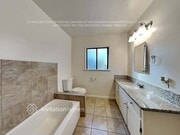 Photo - 15040 Valerio St