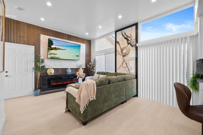 Photo - 1219 Denver Ln Unit ID1465013P