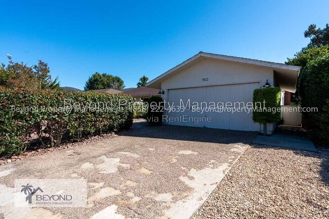 Photo - 902 La Sombra Dr