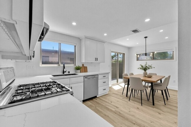 Photo - 18652 Libra Cir Unit 1