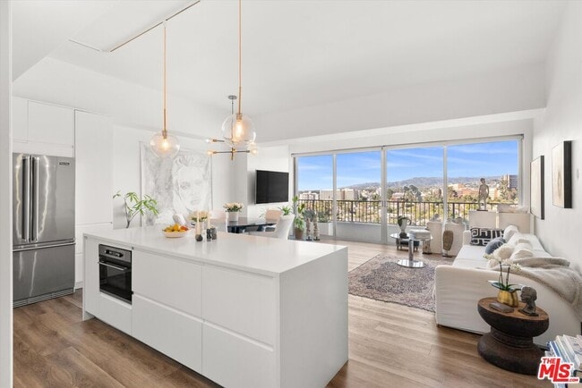 Photo - 10501 Wilshire Blvd Condo Unit 1811