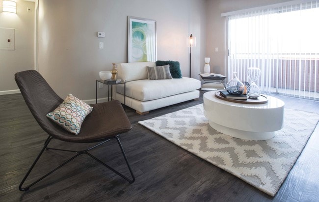 Photo - Glenoaks Gardens