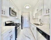 404 kitchen - 468 South Roxbury