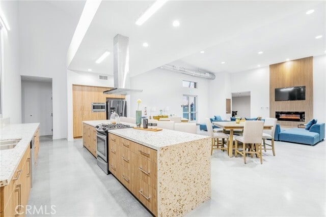 Photo - 12801 Brookhurst St