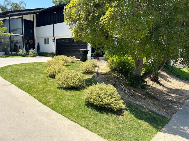 Photo - 22700 Flamingo St