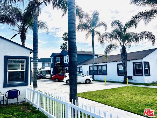 Photo - 600 E Chevy Chase Dr Unit G