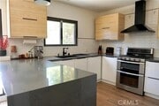 Photo - 710 W Spruce Ave House