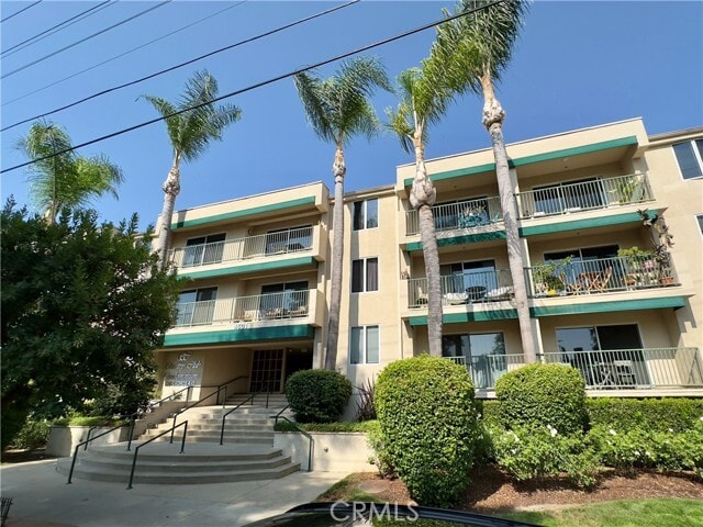 Photo - 4501 Cedros Ave Condo Unit 207