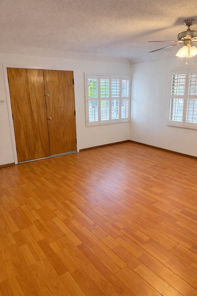 Living Room - 151 W 88th St