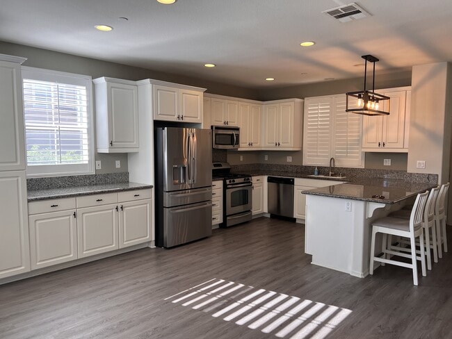 Photo - 8090 Cornwall Ct