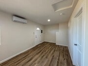 Photo - 421 Robinhood Ln Unit 3