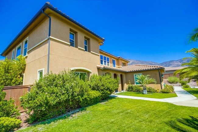 Photo - Coastal Hills Oasis: Large Estate with Resort-Style Amenities