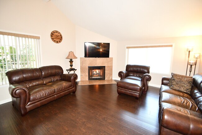 Photo - 730 255th St Unit H