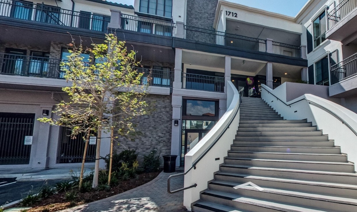 3D Tour - 1710 on the BLVD Apartments