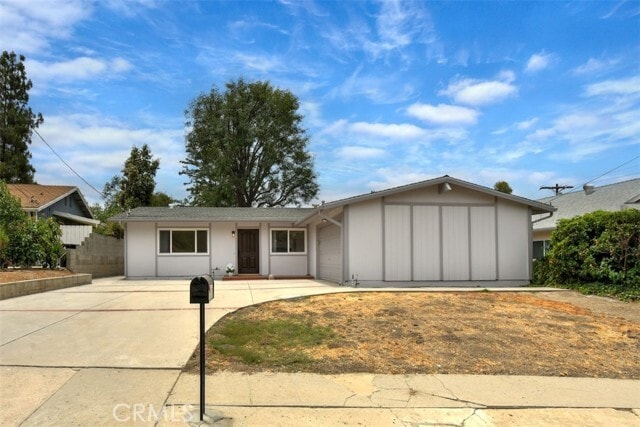 Photo - 7006 Helmsdale Rd