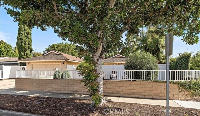 Photo - 1481 Lance Dr