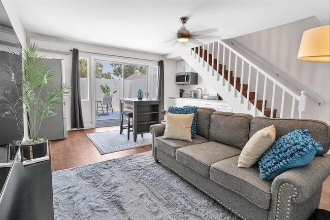 Photo - 3784 Nectarine Cir