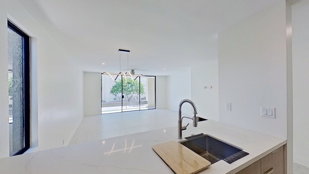3D Tour - 1400 E Palm Canyon Dr Condo Unit 104