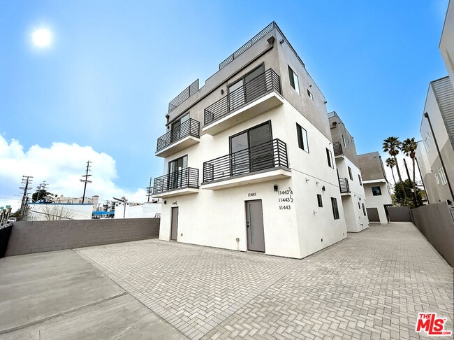 Photo - 11443 Hatteras St