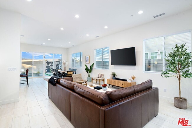 Photo - 1605 Candela Ct