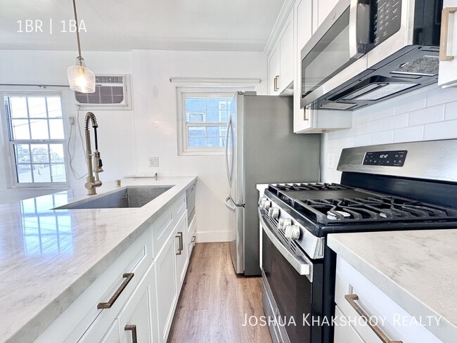 Photo - 3017 1/2 London St-