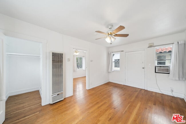 Photo - 6179 N Figueroa St