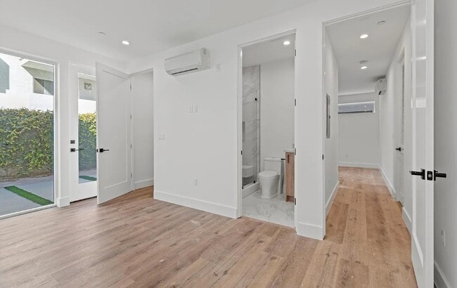 Photo - 10919 Hesby St Unit 3