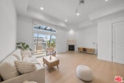 Photo - 309 S Mariposa Ave Unit 301