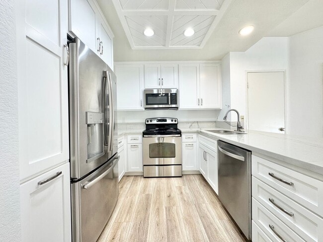 Building Photo - Beautiful 1Bd/1Ba located in Tustin! Rental