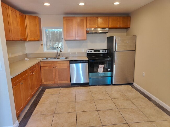 Building Photo - NC3 Unit 101