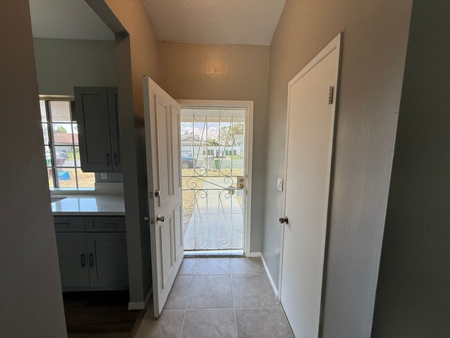 Photo - 4 bedroom 2 bath!