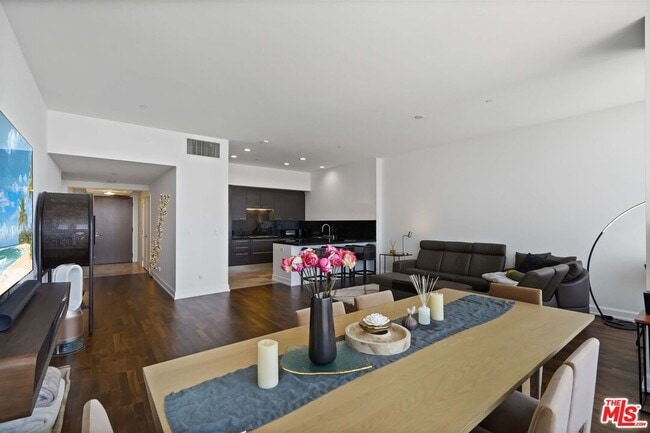 Photo - 900 W Olympic Blvd Unit 39D