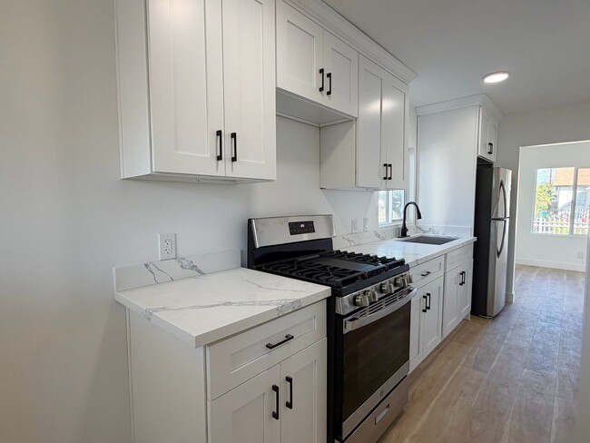 Building Photo - 7707 Miramonte Blvd Unit 2