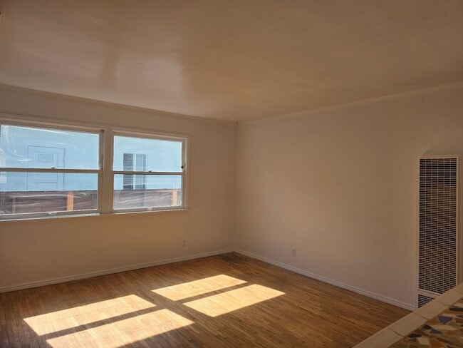 Photo - 311 Windward Ave Unit 1