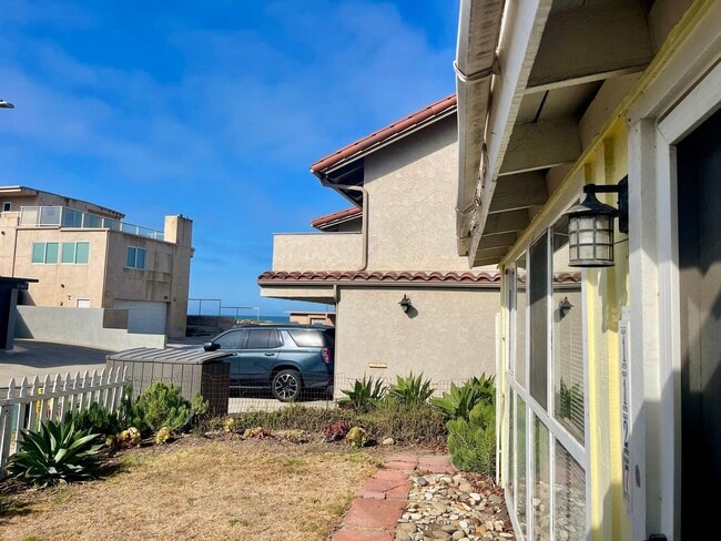 Photo - Classic Pierpont Beach House | 10-Month Lease | Just Steps to the Sand