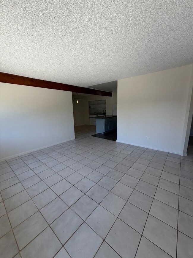 Photo - 8209 Jema Way