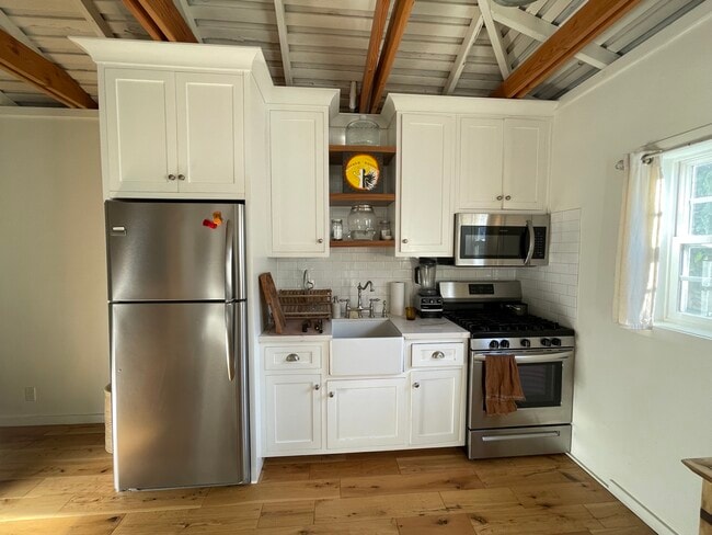 Photo - 2902 Ocean Ave