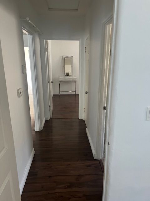 Photo - 1625 Wellesley Ave