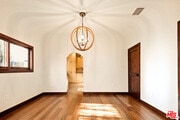 Photo - 637 N Alta Vista Blvd