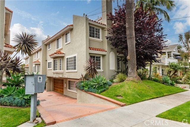 Building Photo - 515 N Elena Ave Rental