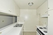 Kitchen - The Biltmore Apartments