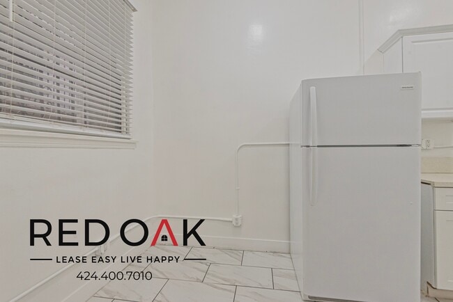 Photo - 854 S Oxford Ave Unit 103